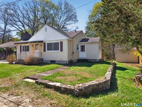 3 Helen Street Norwich CT 06360