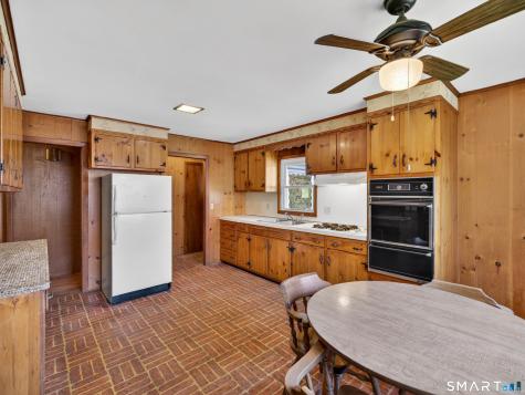 3 Helen Street Norwich CT 06360