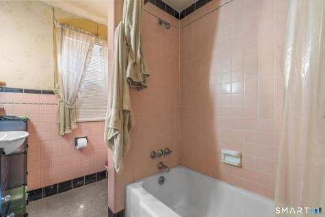 30 Parklawn Drive Waterbury CT 06708