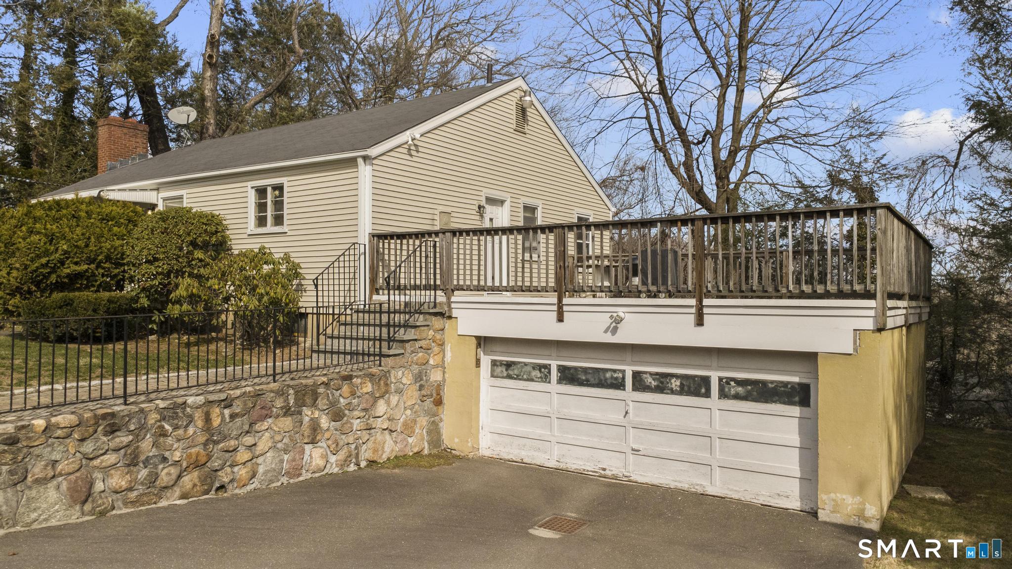 30 Parklawn Drive Waterbury CT 06708