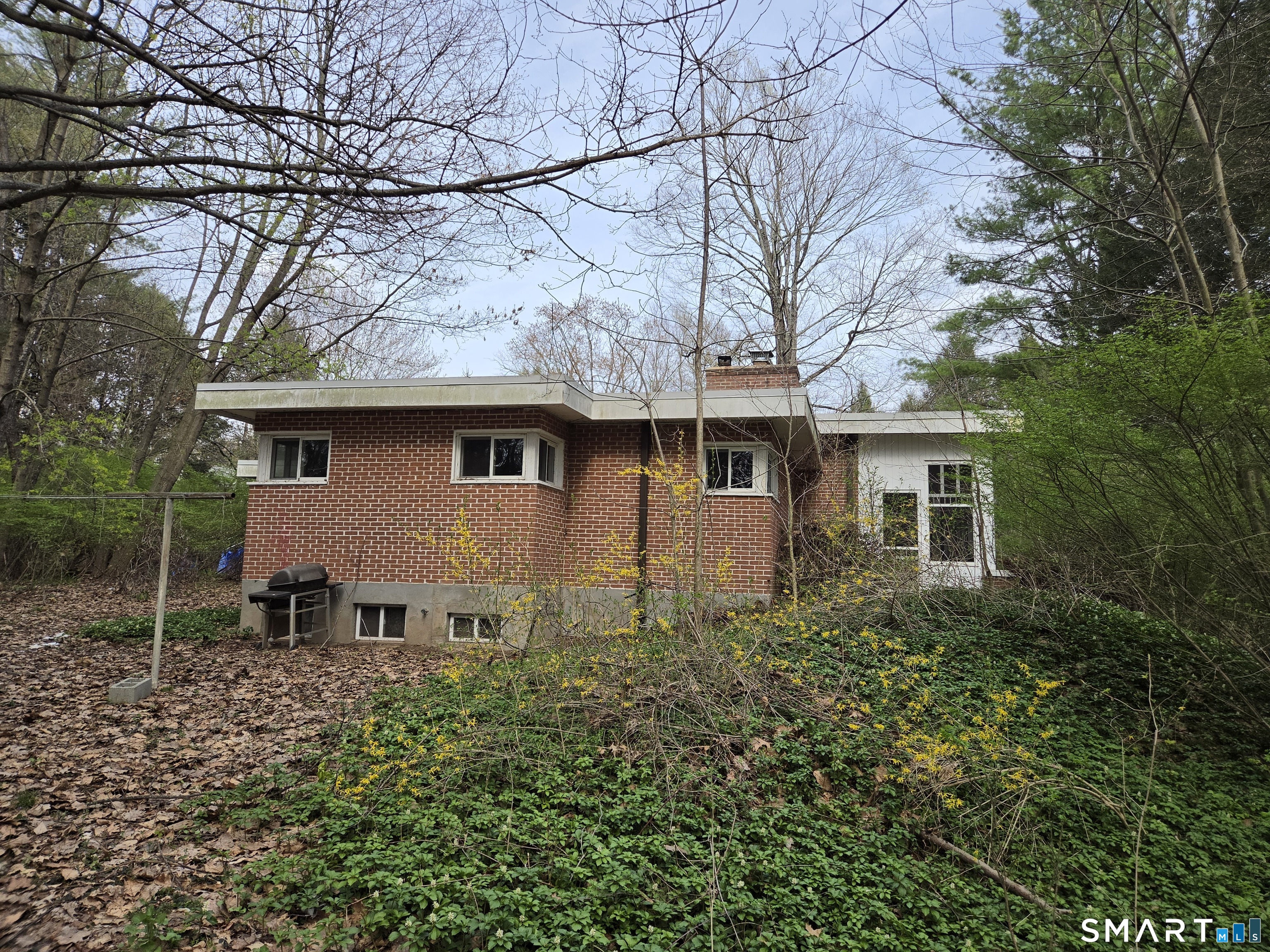 23 Gordon Lane Enfield CT 06082
