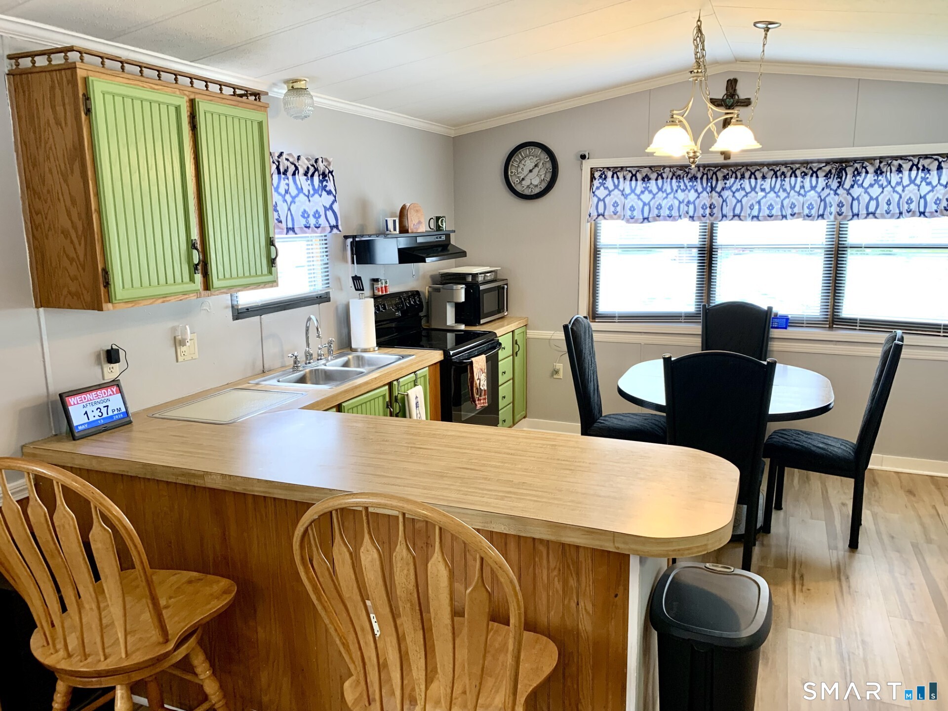 7 Woodland Park Shelton CT 06484