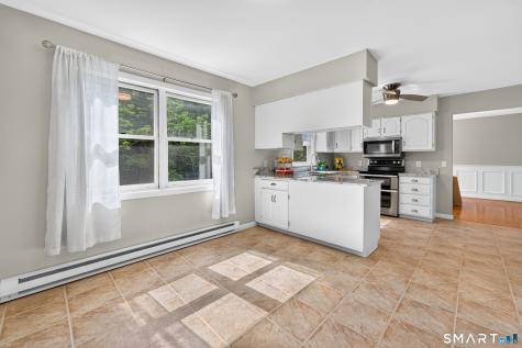11 Tanglewood Drive Preston CT 06365