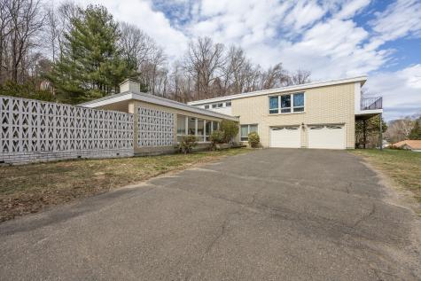 276 Peacedale Street Bristol CT 06010