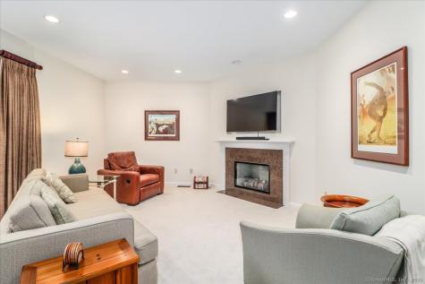 9 Maplewood Drive Danbury CT 06811
