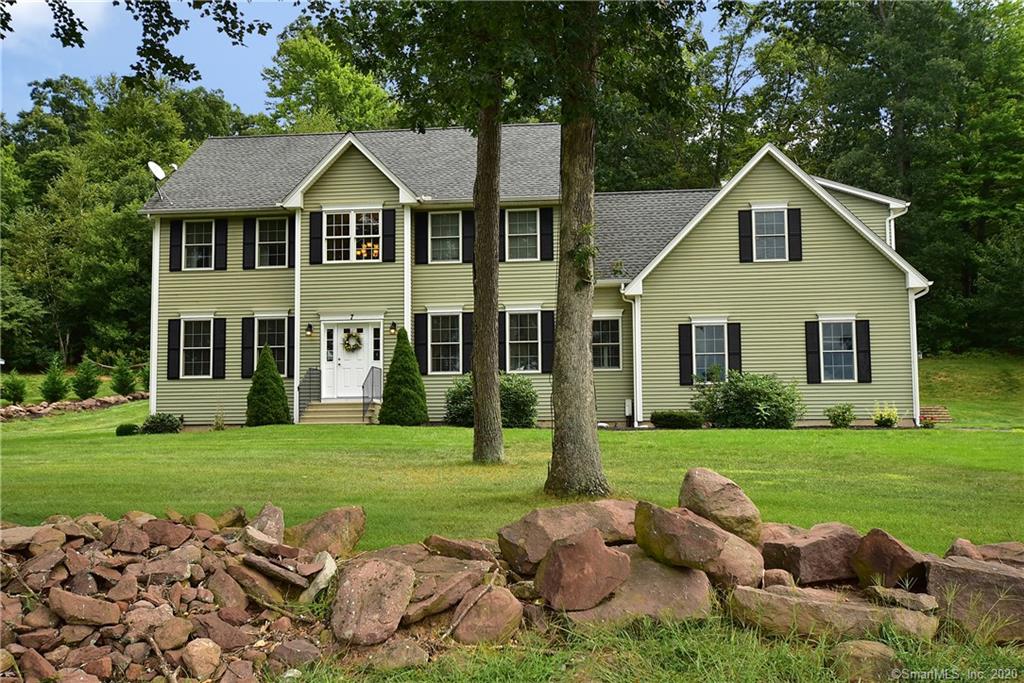 7 Daisy Lane Ellington CT 06029