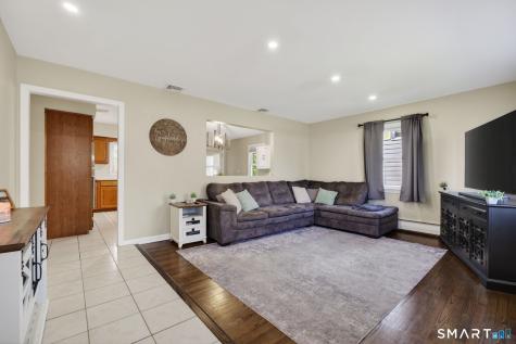 12 Church Street East Haven CT 06512