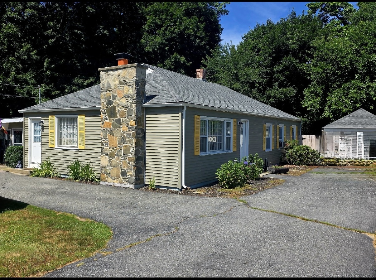 104 Fairgrounds Road Brooklyn CT 06234