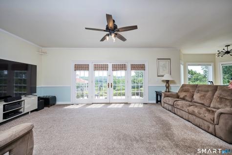 4 Nature Lane Shelton CT 06484