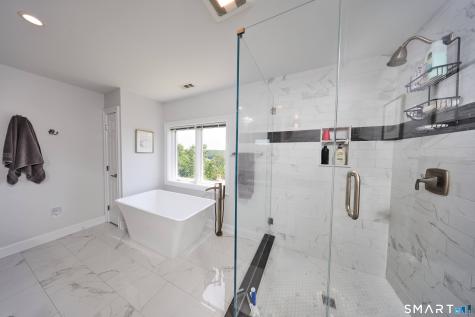 4 Nature Lane Shelton CT 06484