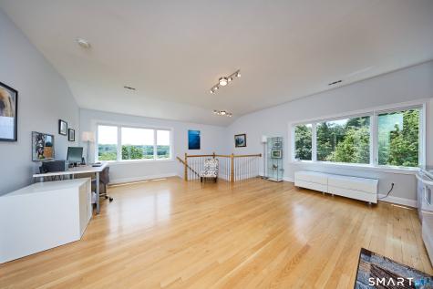 4 Nature Lane Shelton CT 06484