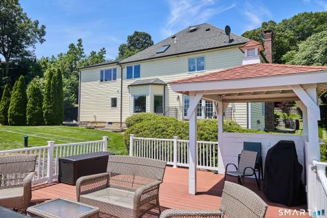 4 Nature Lane Shelton CT 06484