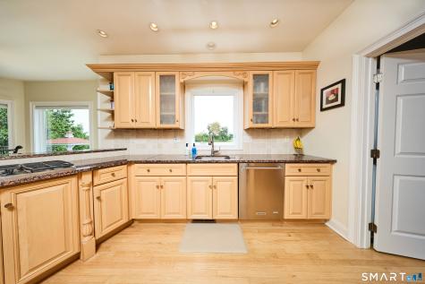 4 Nature Lane Shelton CT 06484