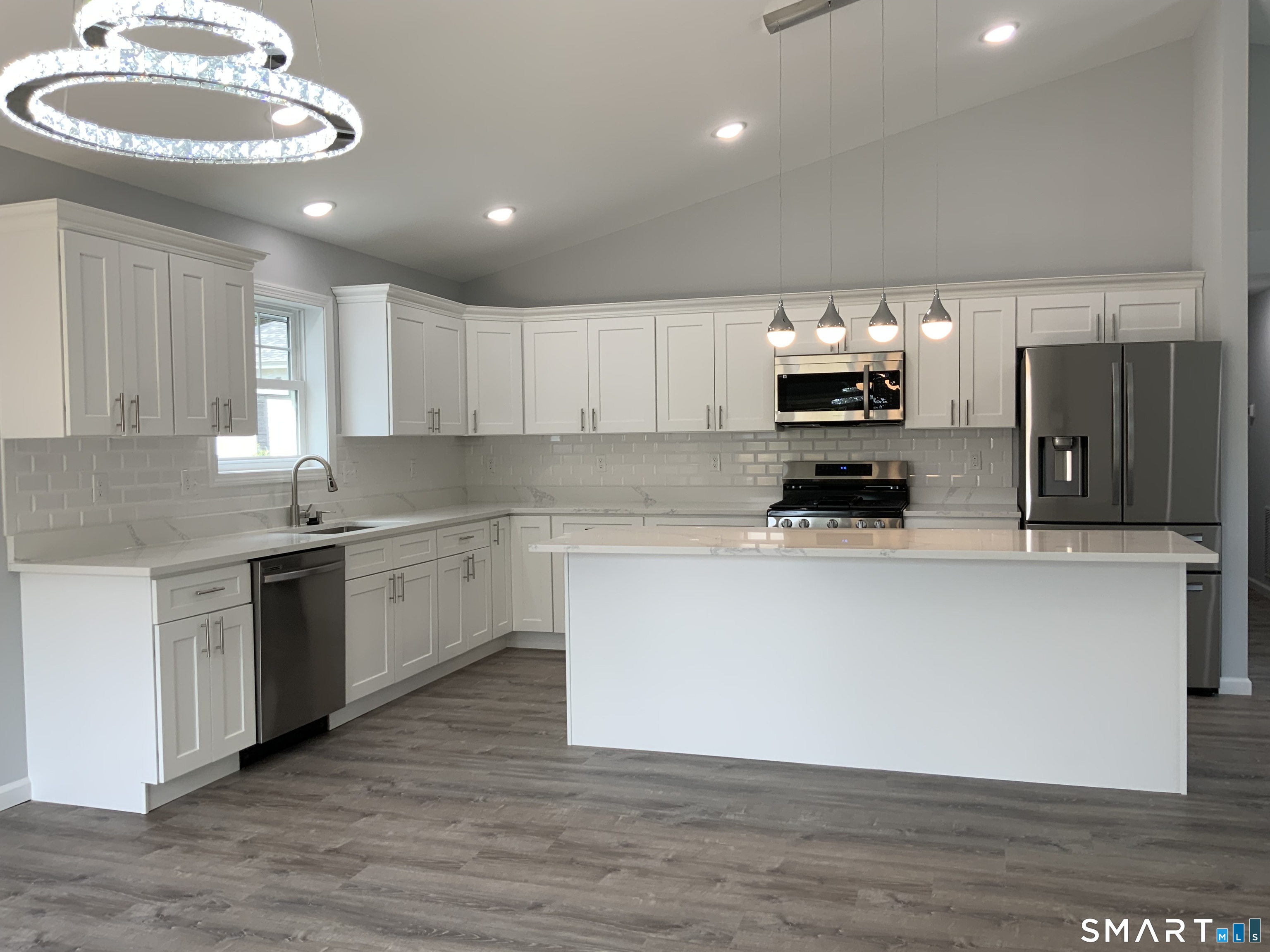 22 Florence Street West Haven CT 06516