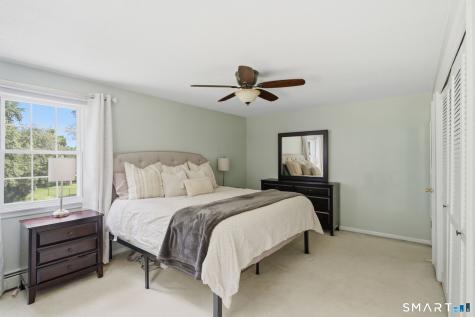 61 Broadleaf Circle Windsor CT 06095