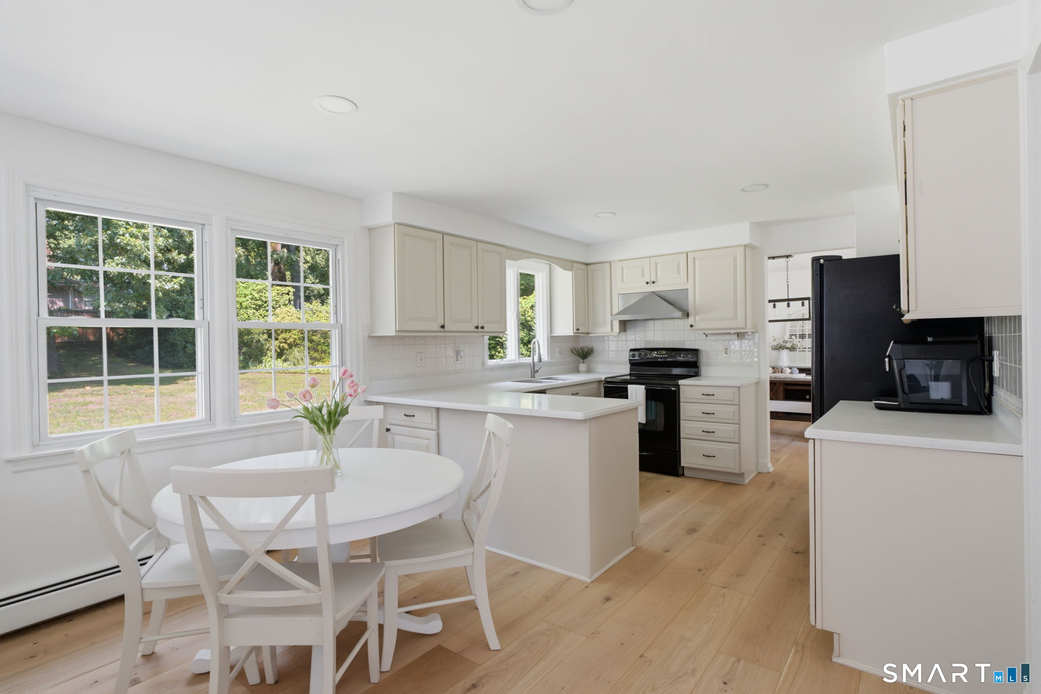 61 Broadleaf Circle Windsor CT 06095