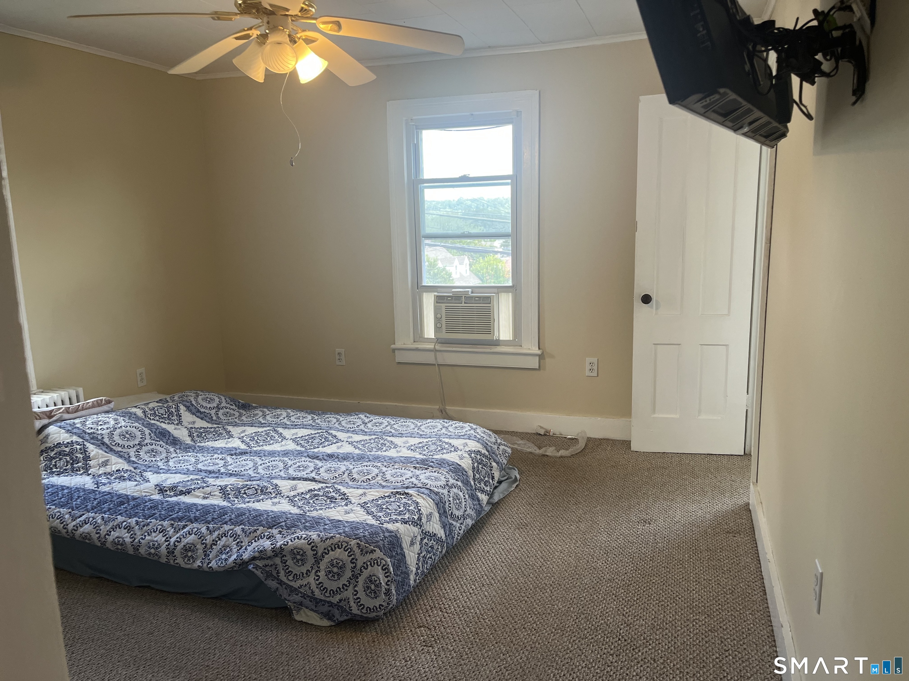 18 Summit Street Derby CT 06418