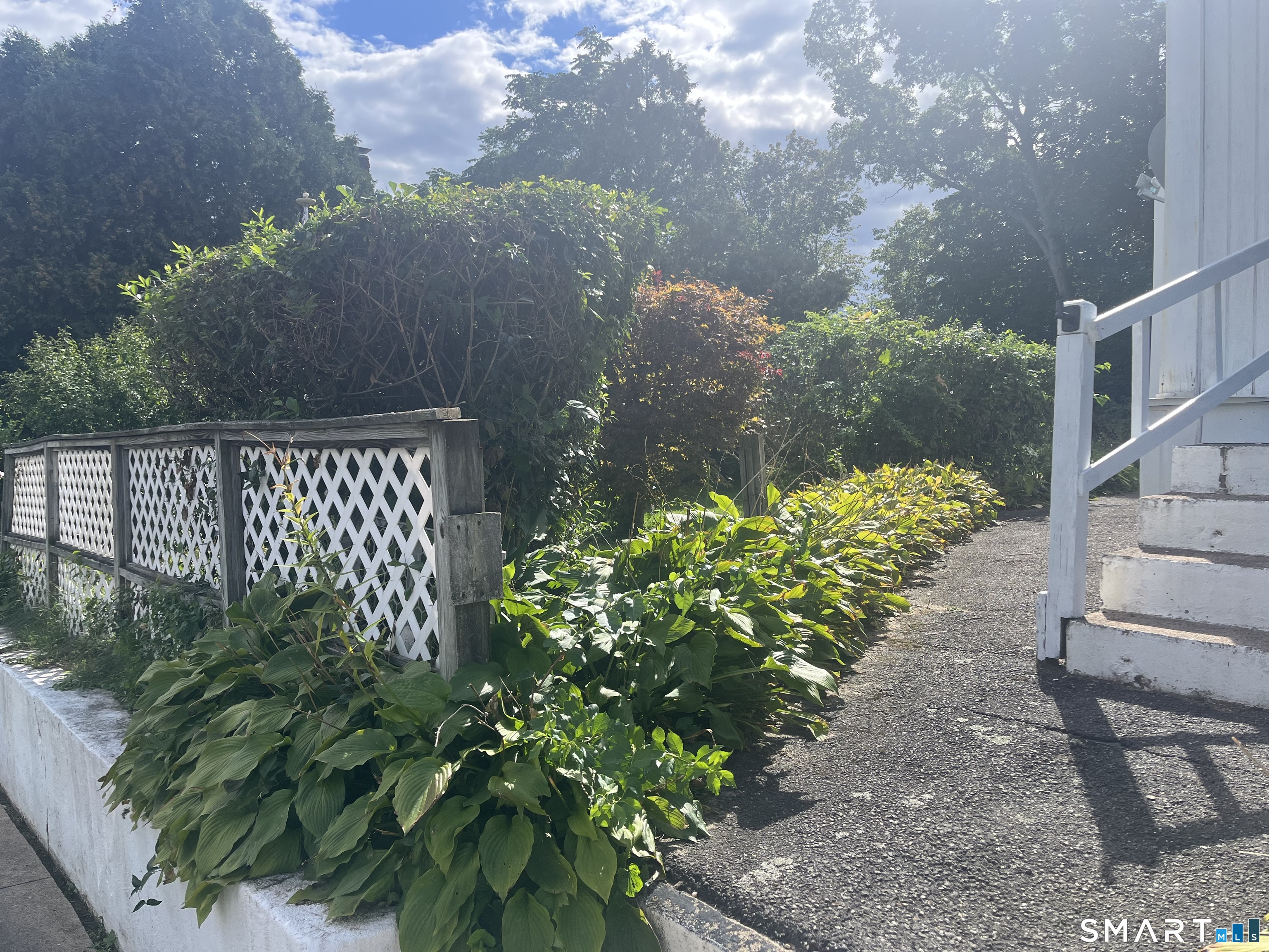 18 Summit Street Derby CT 06418