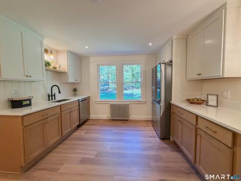 24 Sandy Beach Road Ellington CT 06029