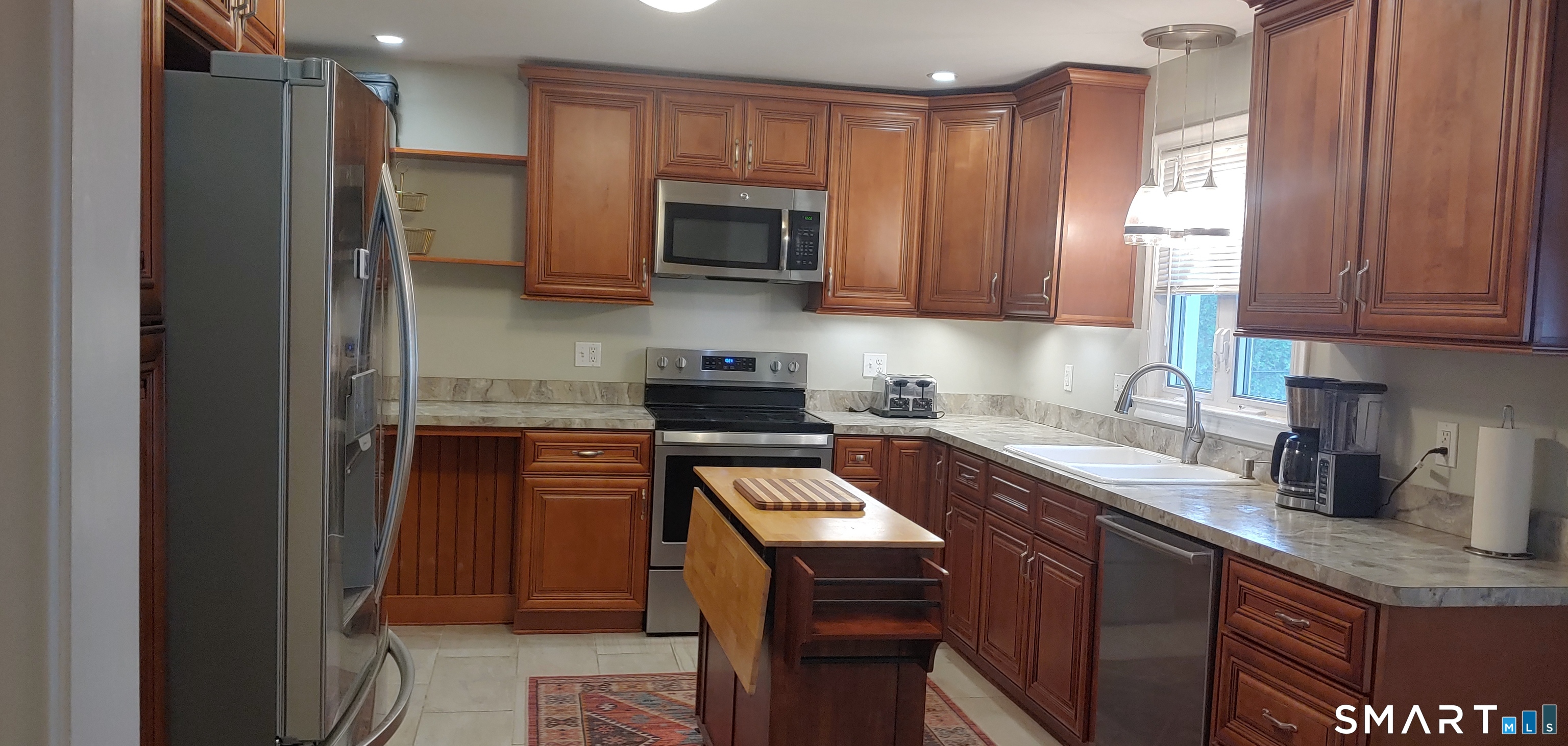 22 Vardon Road West Hartford CT 06117