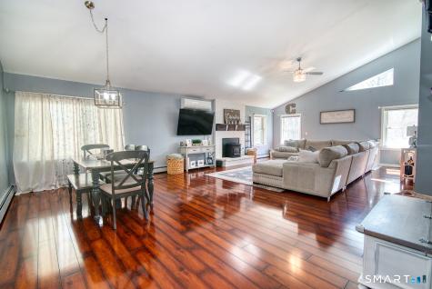 35 Stewart Road Stonington CT 06379