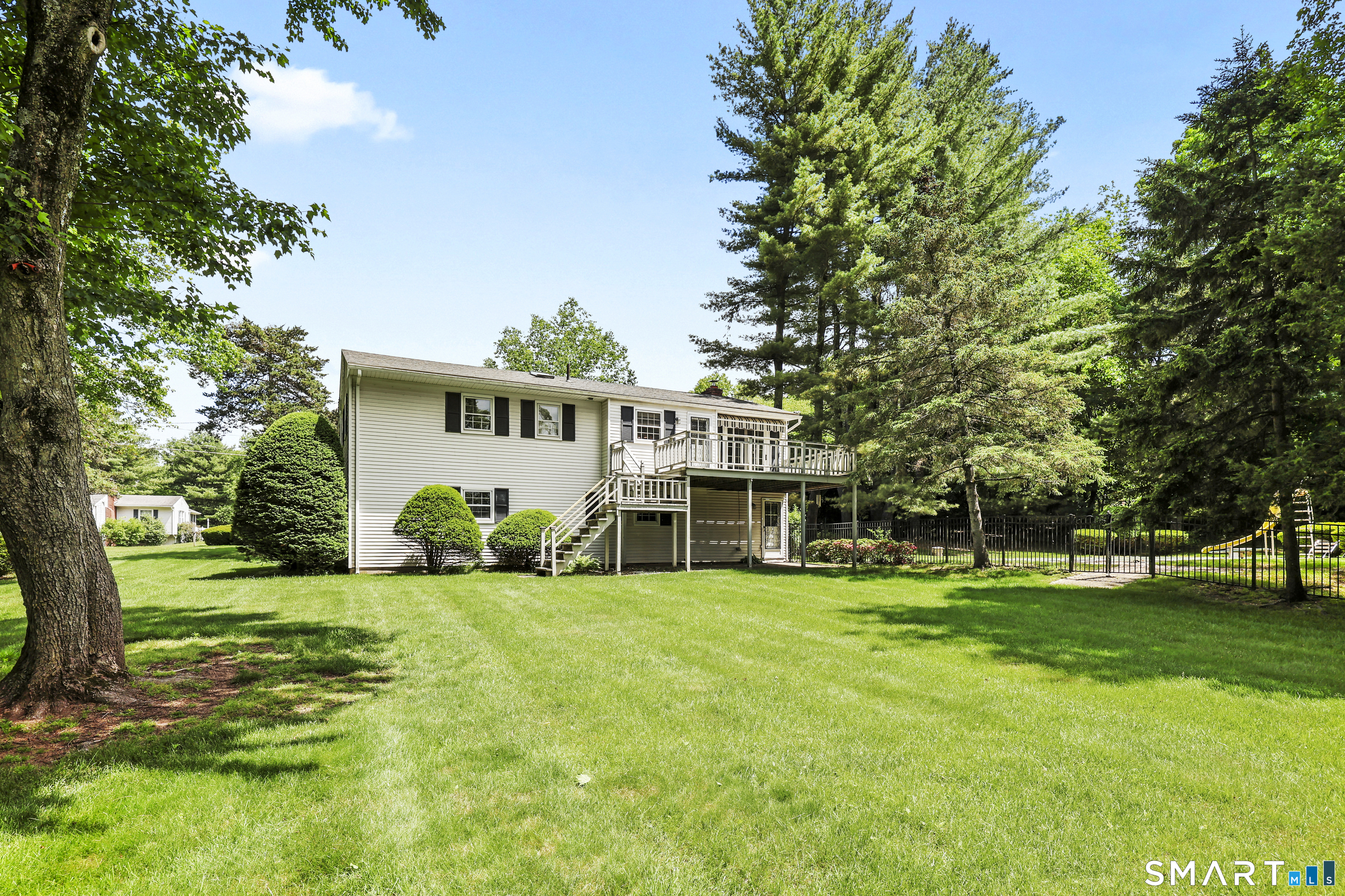 17 Howard Drive Vernon CT 06066
