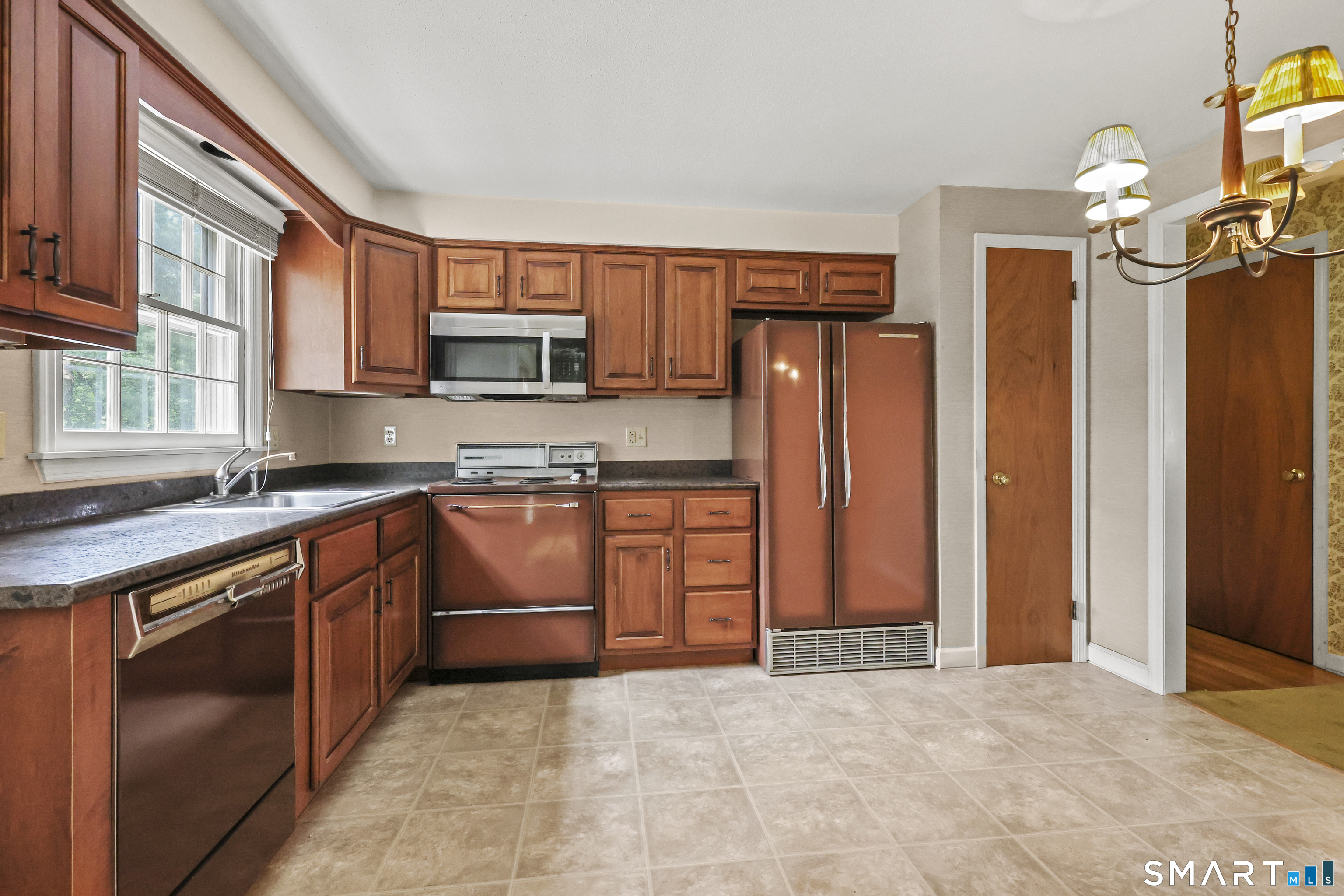 17 Howard Drive Vernon CT 06066