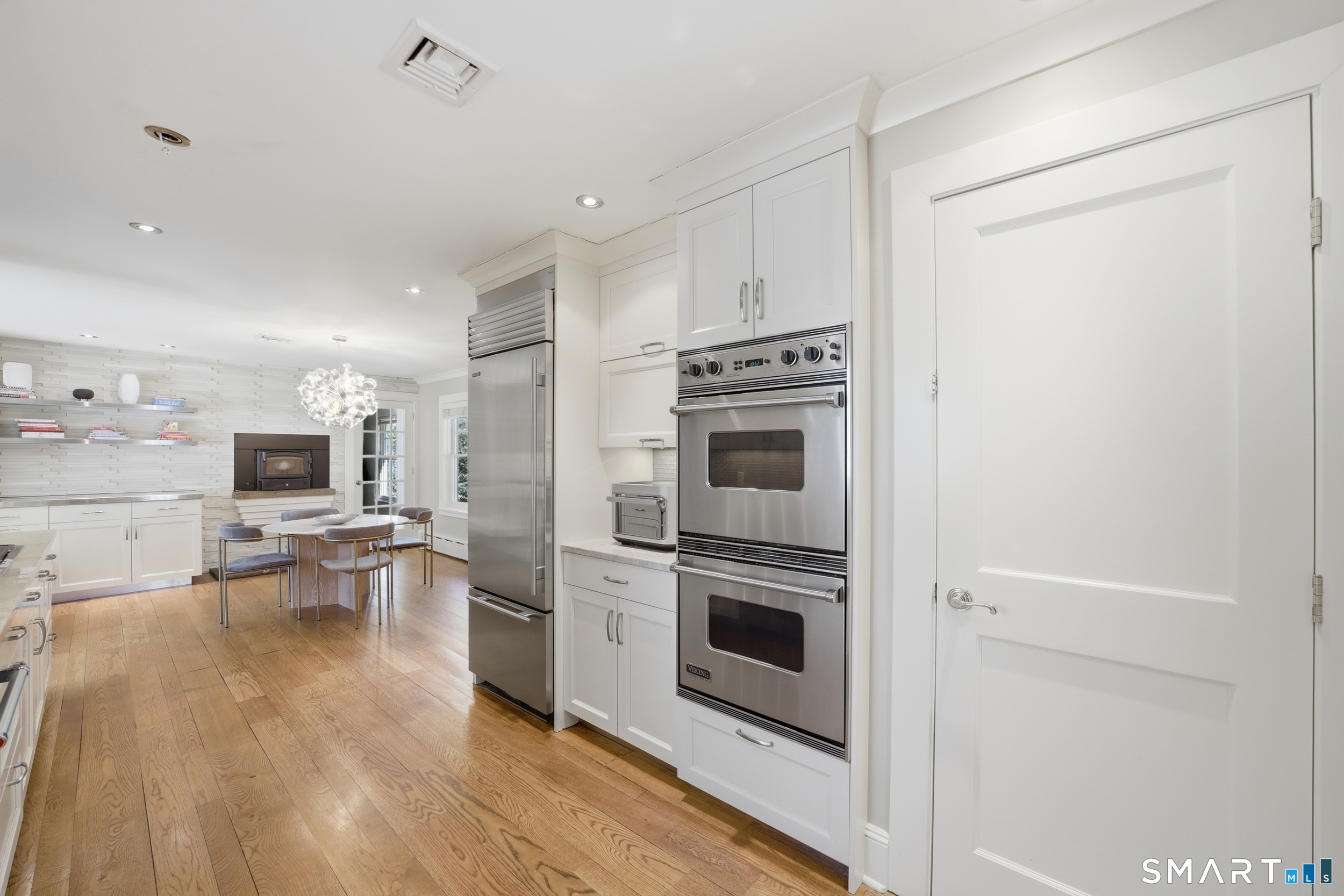 21 Nearwater Lane Darien CT 06820
