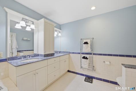 21 Nearwater Lane Darien CT 06820