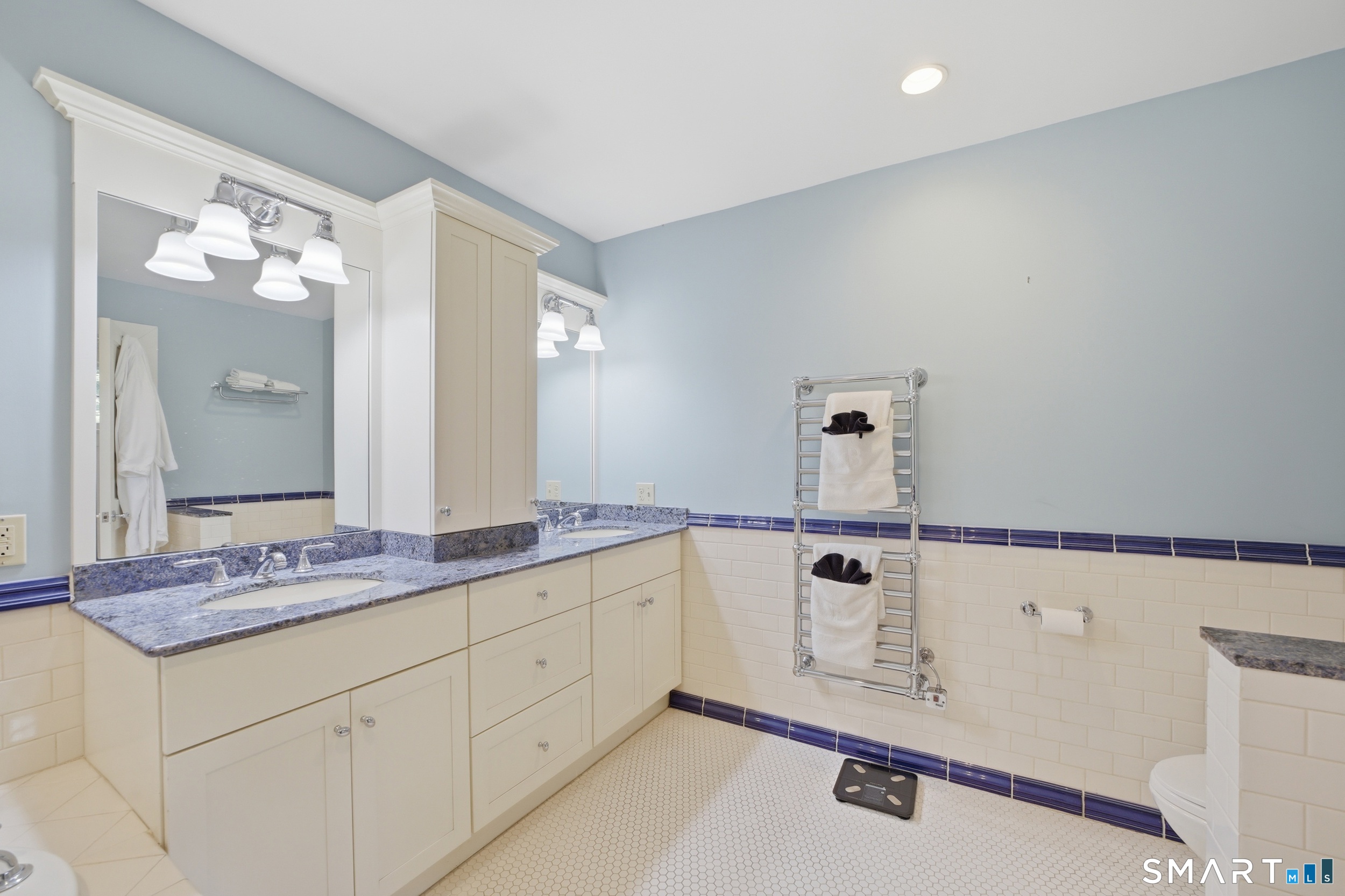 21 Nearwater Lane Darien CT 06820