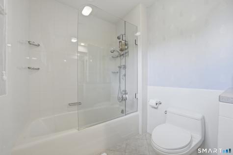 21 Nearwater Lane Darien CT 06820