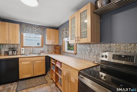 19 Draper Avenue Meriden CT 06450