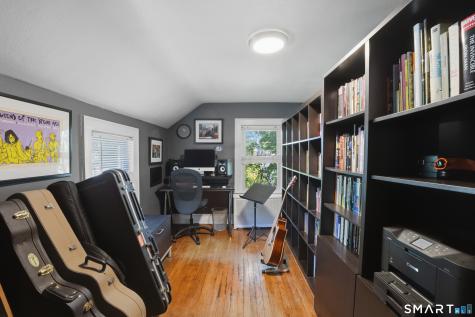 19 Draper Avenue Meriden CT 06450