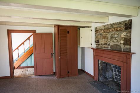 131 Cow Hill Road Clinton CT 06413