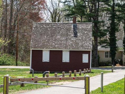 131 Cow Hill Road Clinton CT 06413