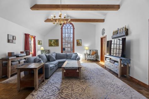 131 Cow Hill Road Clinton CT 06413