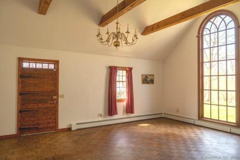 131 Cow Hill Road Clinton CT 06413