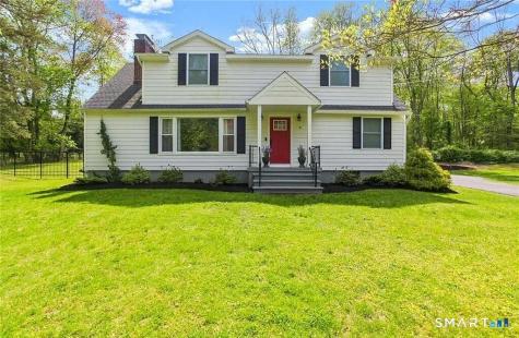 8 Ferndale Drive Easton CT 06612