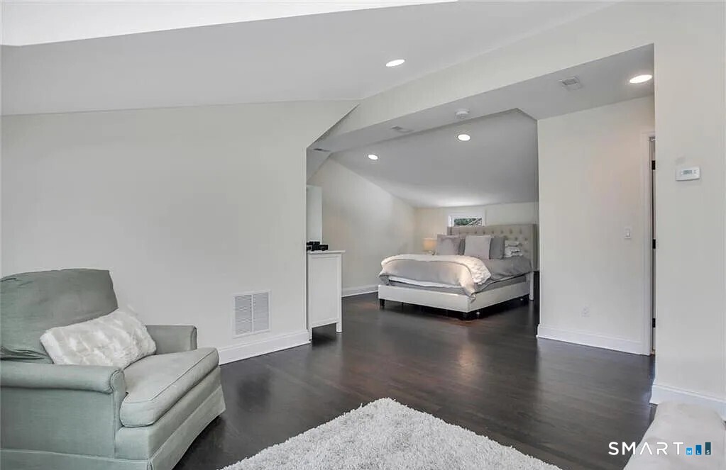 8 Ferndale Drive Easton CT 06612
