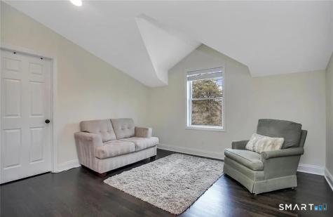 8 Ferndale Drive Easton CT 06612