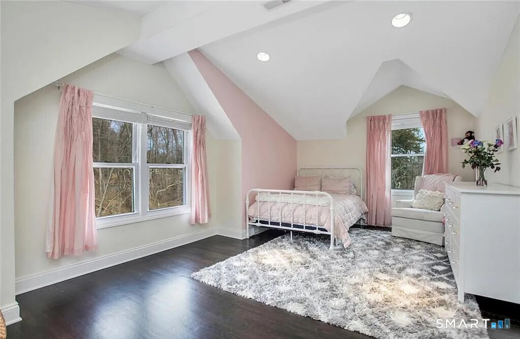 8 Ferndale Drive Easton CT 06612