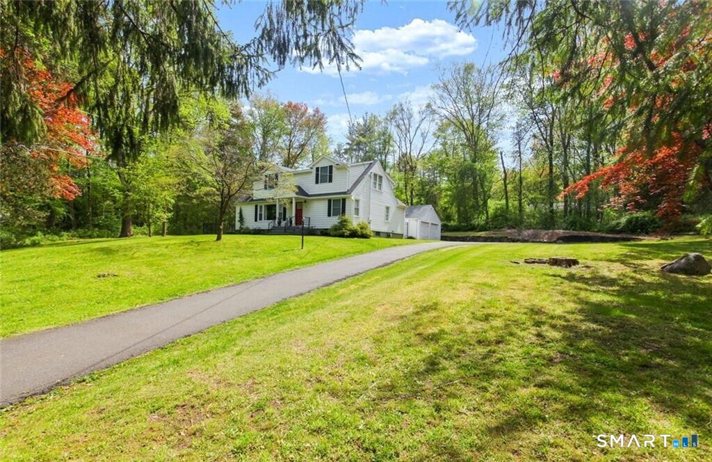 8 Ferndale Drive Easton CT 06612