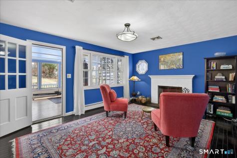 15 Oak Hollow Road Branford CT 06405