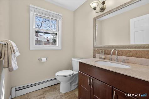 15 Oak Hollow Road Branford CT 06405
