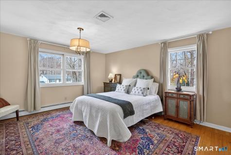 15 Oak Hollow Road Branford CT 06405