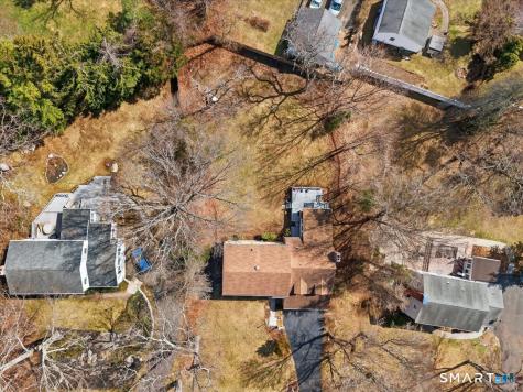 15 Oak Hollow Road Branford CT 06405