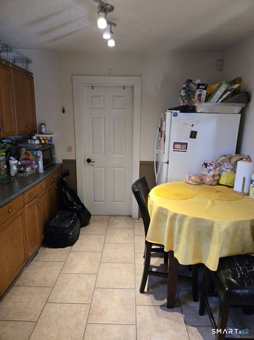 128 Hobart Street Meriden CT 06450