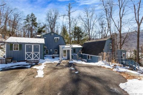 5 Pleasant View Road New Fairfield CT 06812