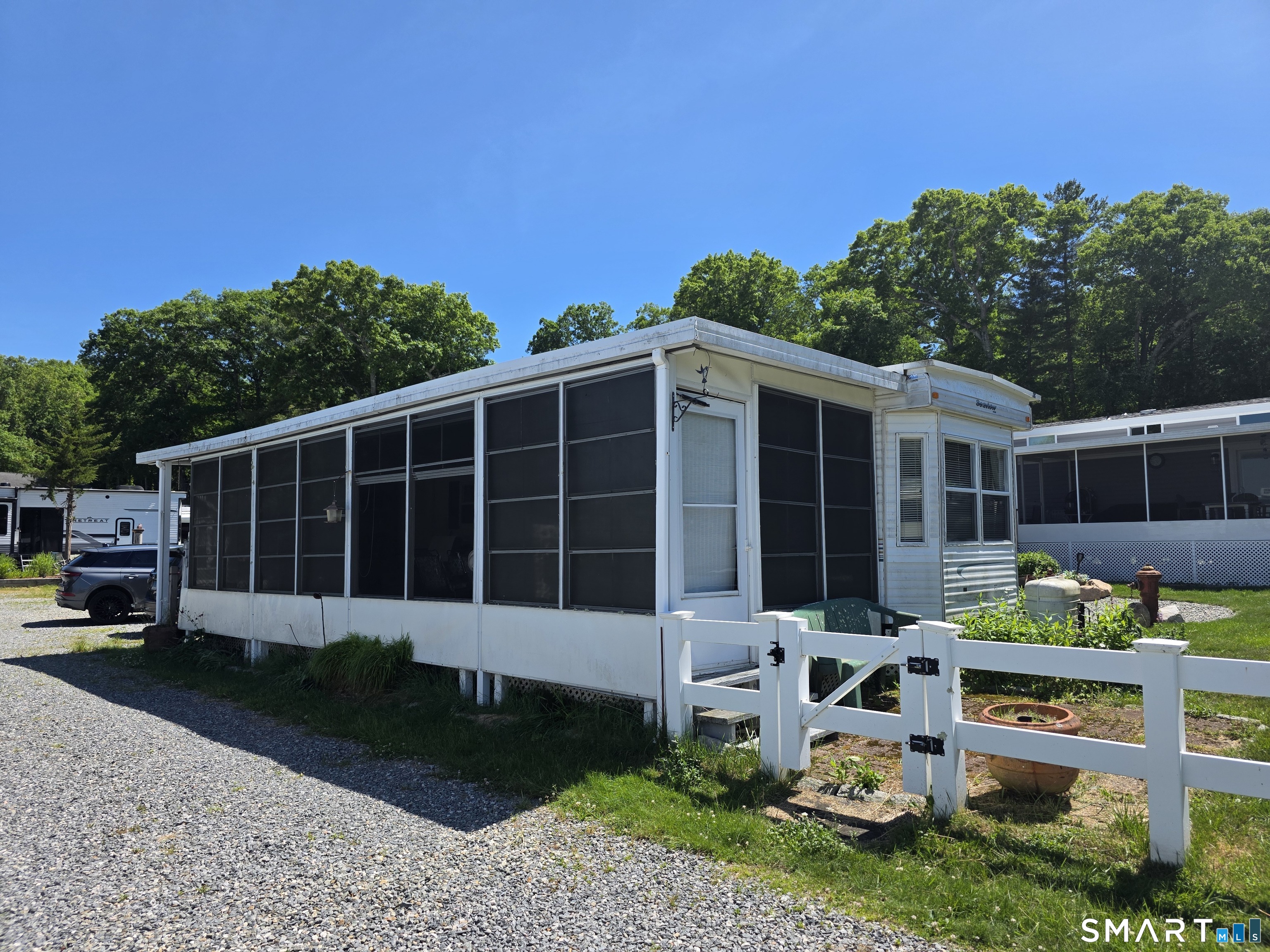 262 L 39 Shetucket Turnpike Griswold CT 06351