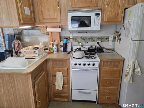 262 L 39 Shetucket Turnpike Griswold CT 06351